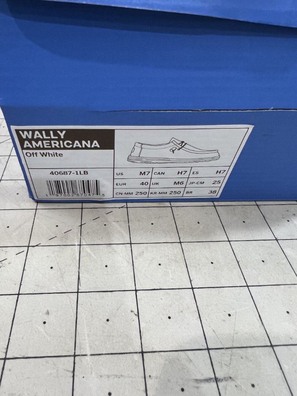 Hey Dude Men's Wally Americana Casual Shoes - Off White Sz. 7 New - Picture 7 of 7